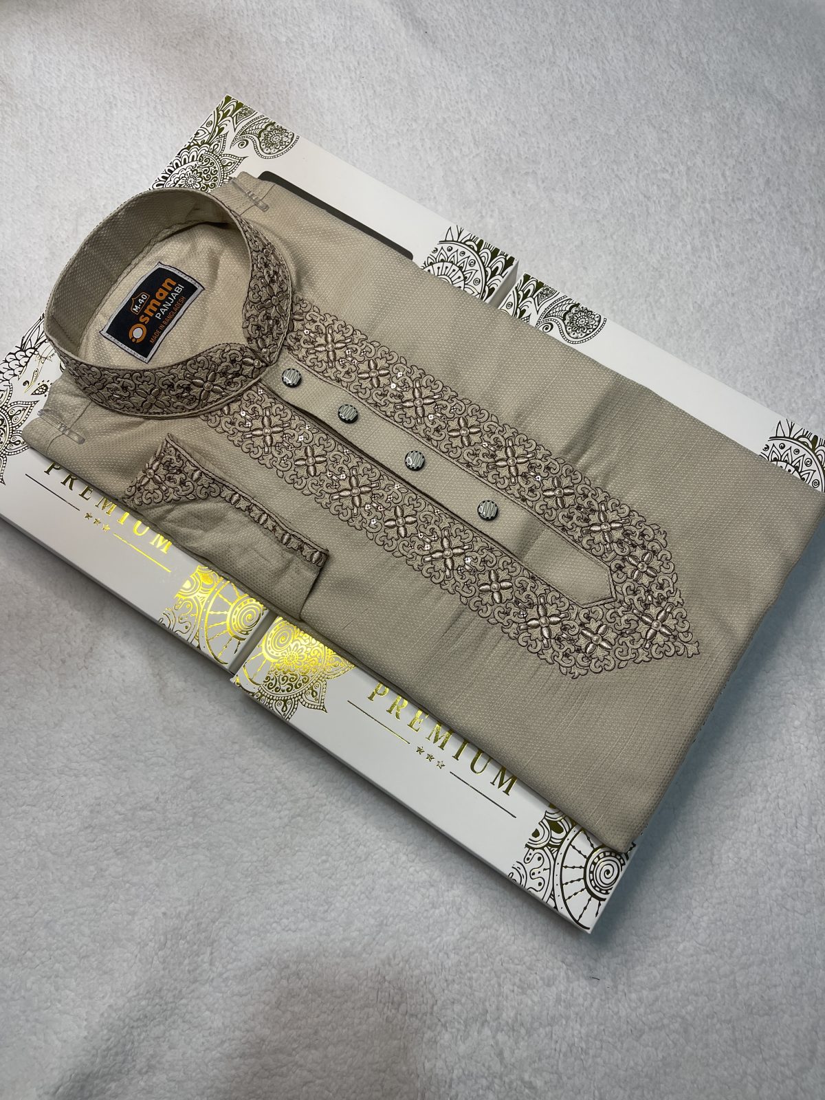 প্রিমিয়াম ফ্যান্সি কটন মাল্টি-সিকোয়েন্স এমব্রয়ডারি পাঞ্জাবি ( Code: 141 ) - Image 1