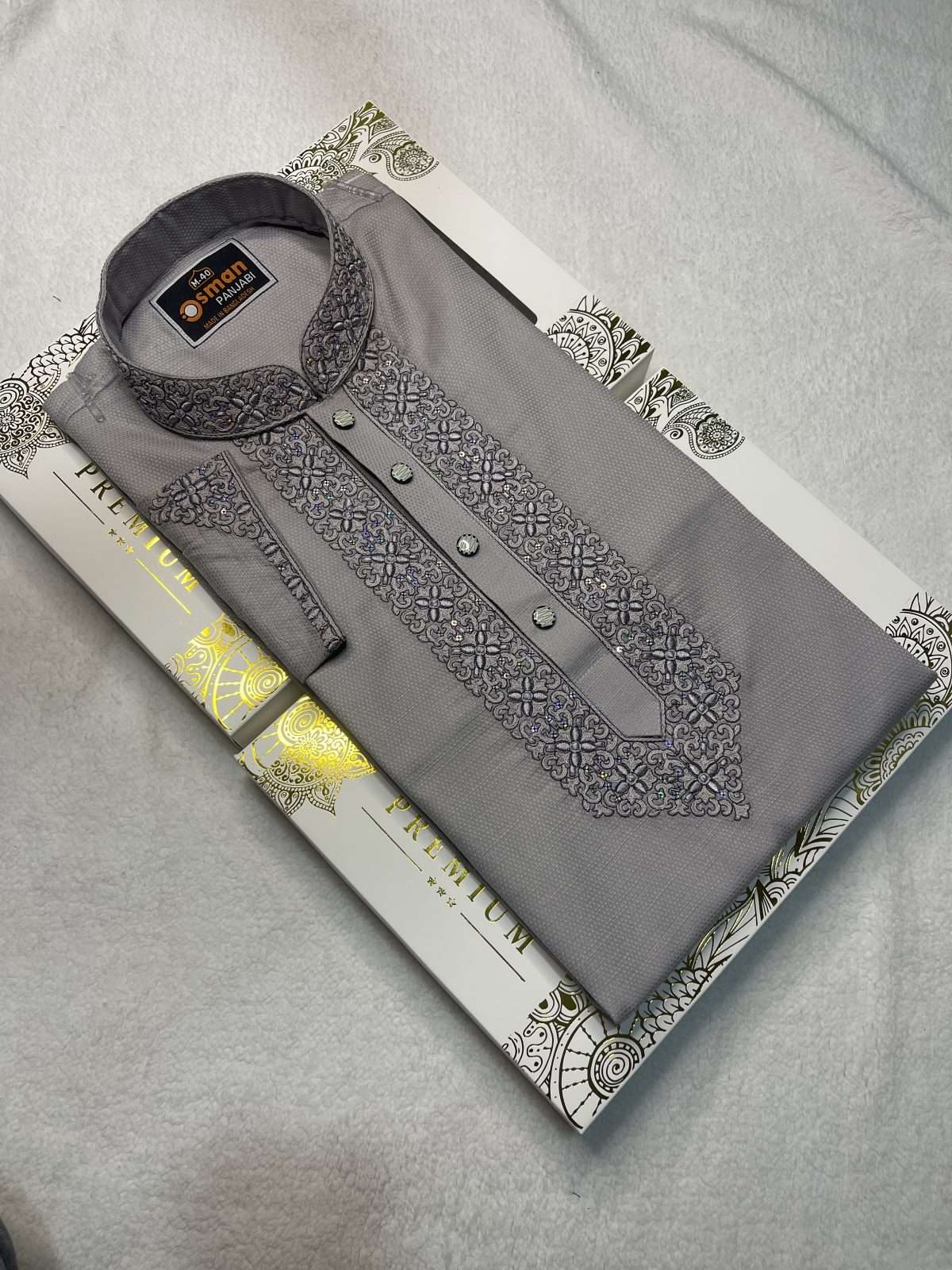 প্রিমিয়াম ফ্যান্সি কটন মাল্টি-সিকোয়েন্স এমব্রয়ডারি পাঞ্জাবি ( Code: 143 ) - Image 1